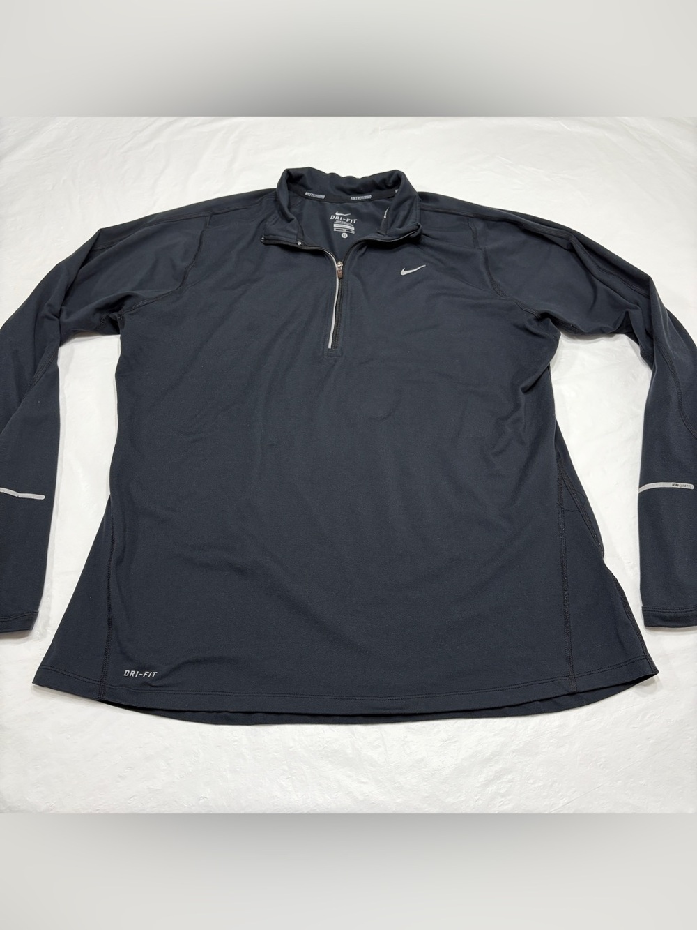 Nike Dri-FIT Element Black 1/4 Zip Long Sleeve Running Pullover Top Womens XL